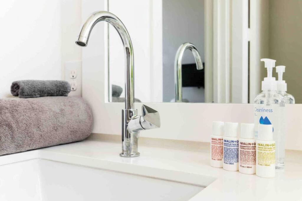 Glamorous Perfectly Located Luxury 2 Bed Townhome Dallas Eksteriør billede