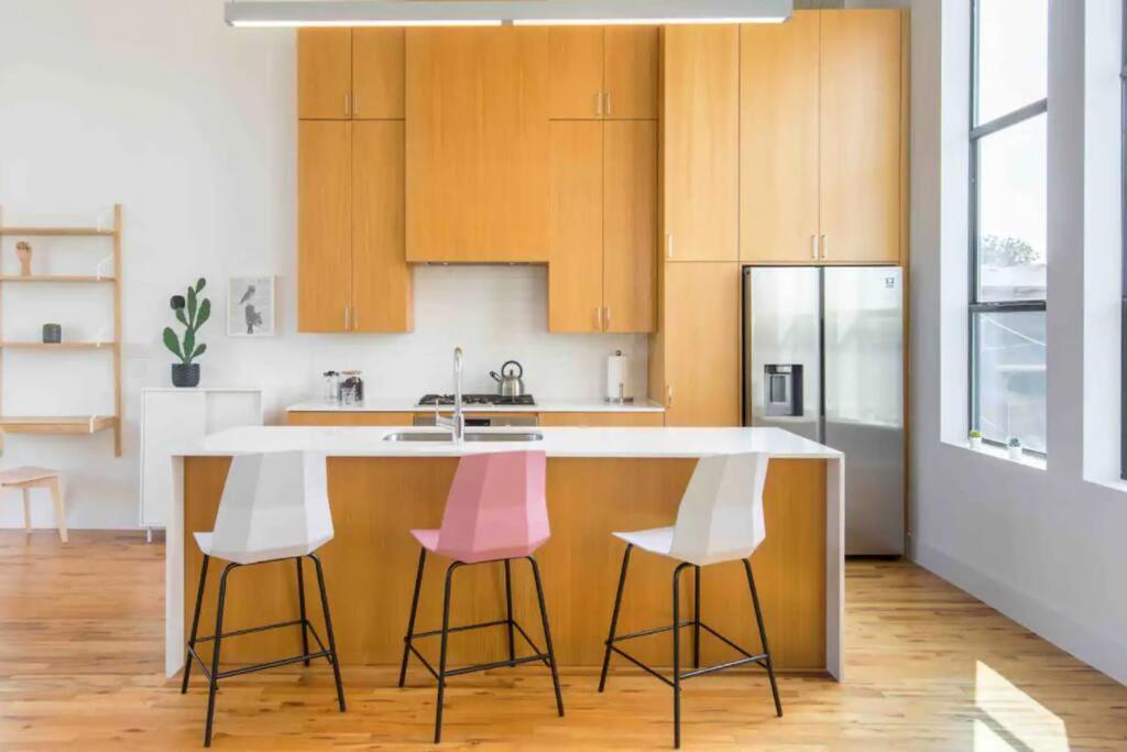 Glamorous Perfectly Located Luxury 2 Bed Townhome Dallas Eksteriør billede